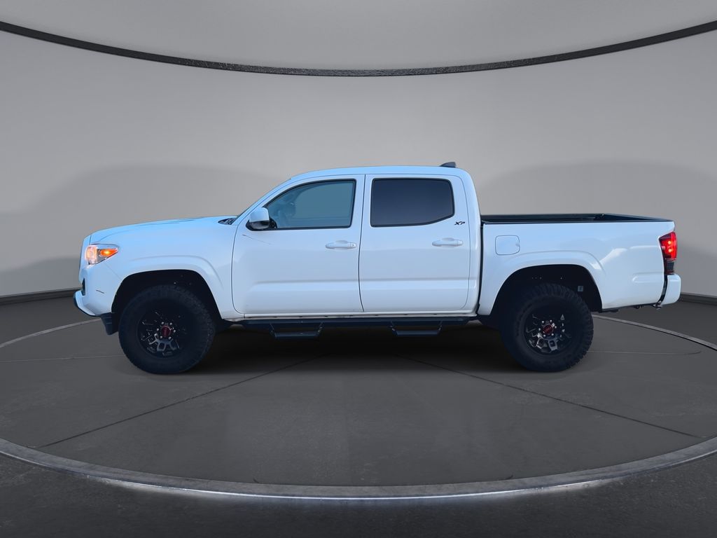 Thumbnail: 2022 Toyota Tacoma - 5