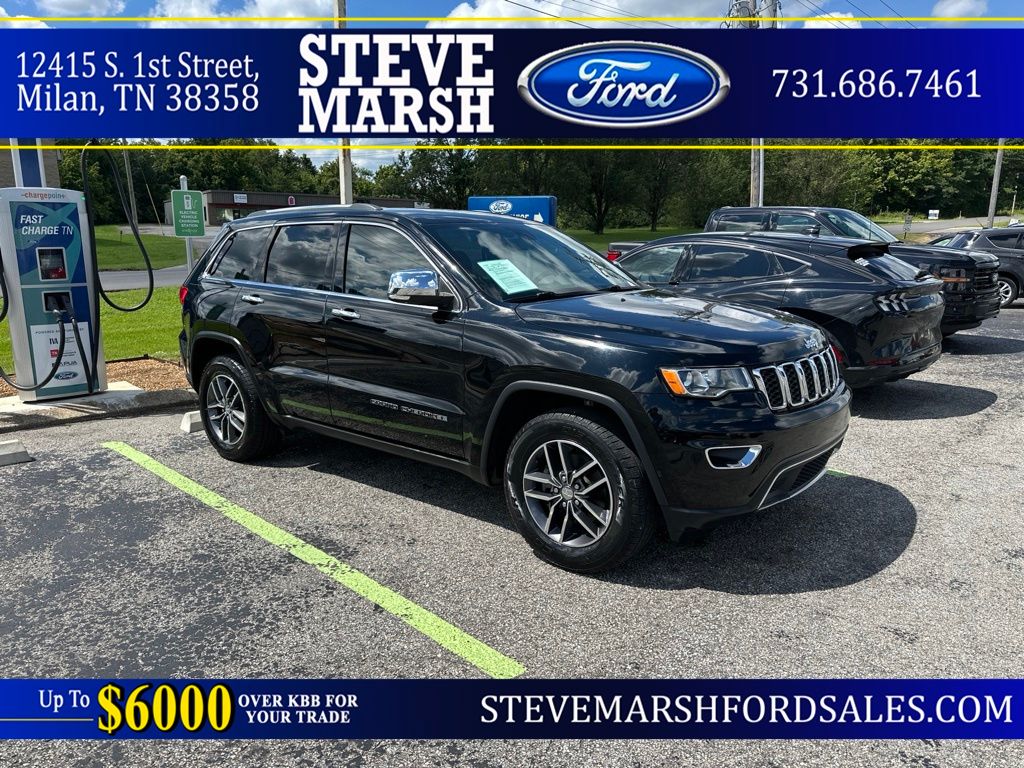 Diamond Black Crystal Pearlcoat 2018 Jeep Grand Cherokee SUV / Crossover 4X2 8-Speed Automatic