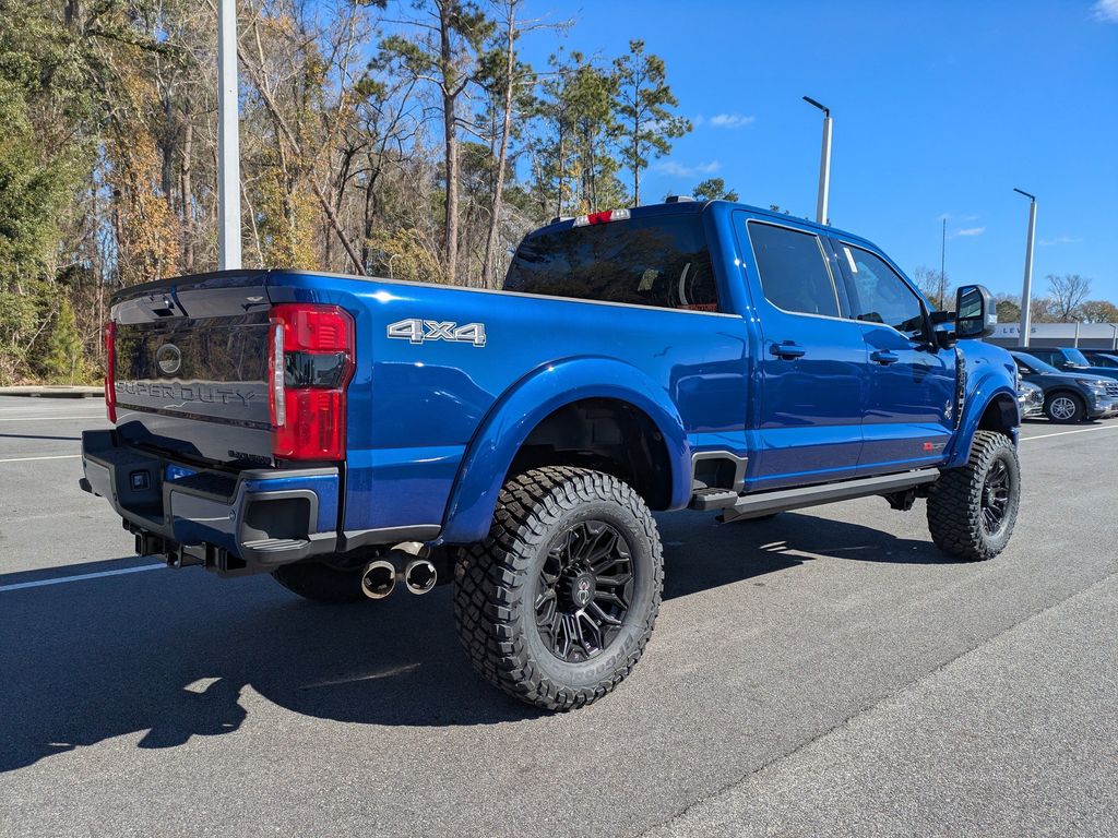 2026 Ford F-250 Super Duty Black Widow