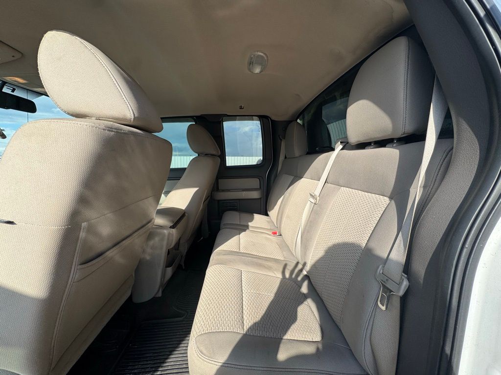 2010 Ford F-150 XLT - 9