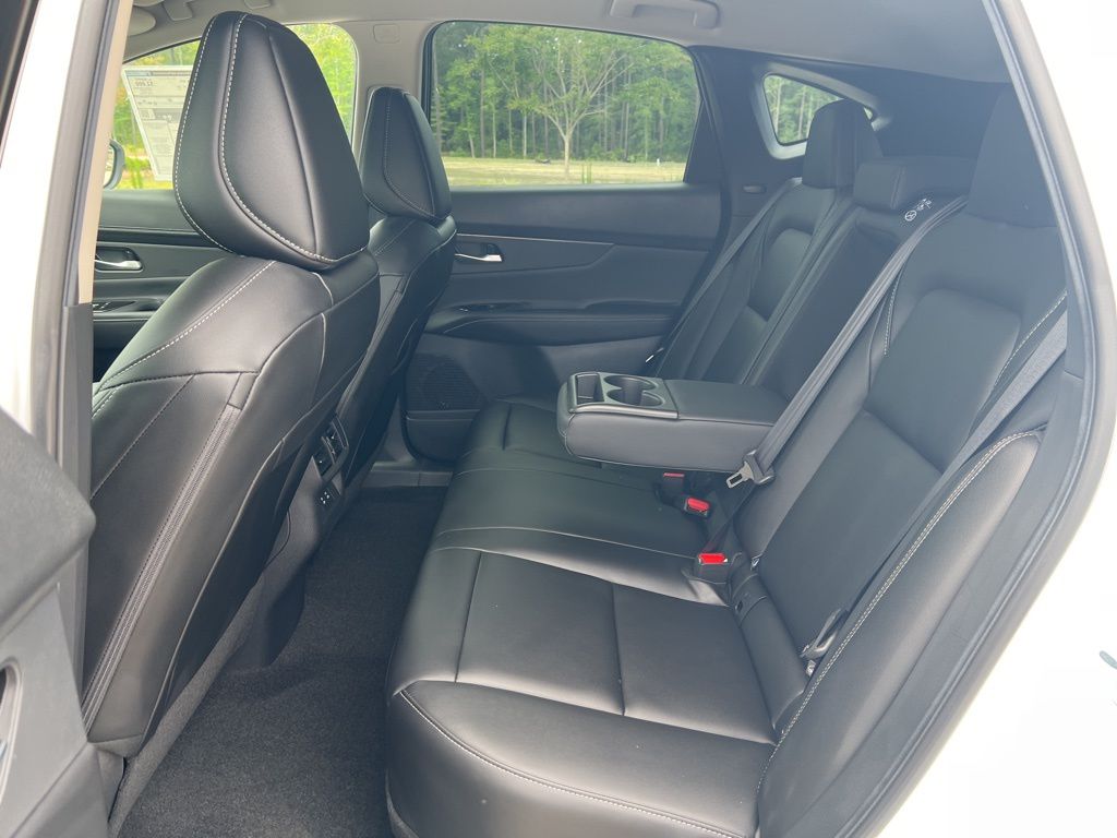 2025 Everest White Pearl Tricoat Nissan Murano SV FWD SUV