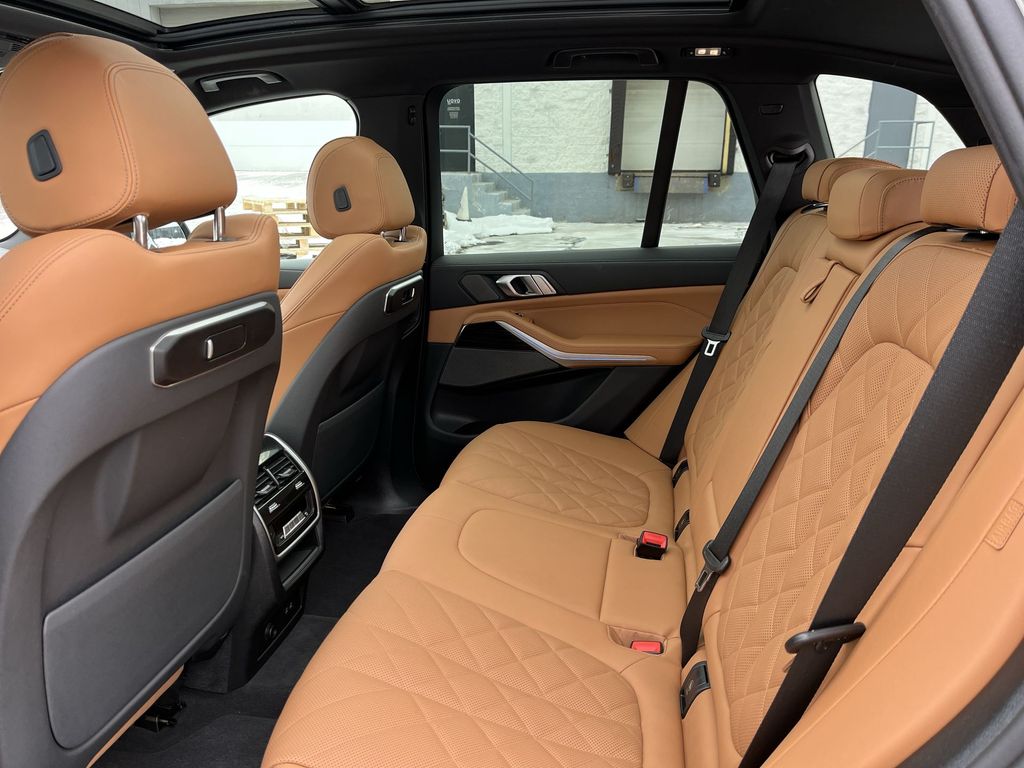 Thumbnail: 2025 BMW X5 - 22