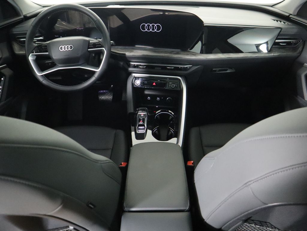 Thumbnail: 2025 Audi Q5 - 14