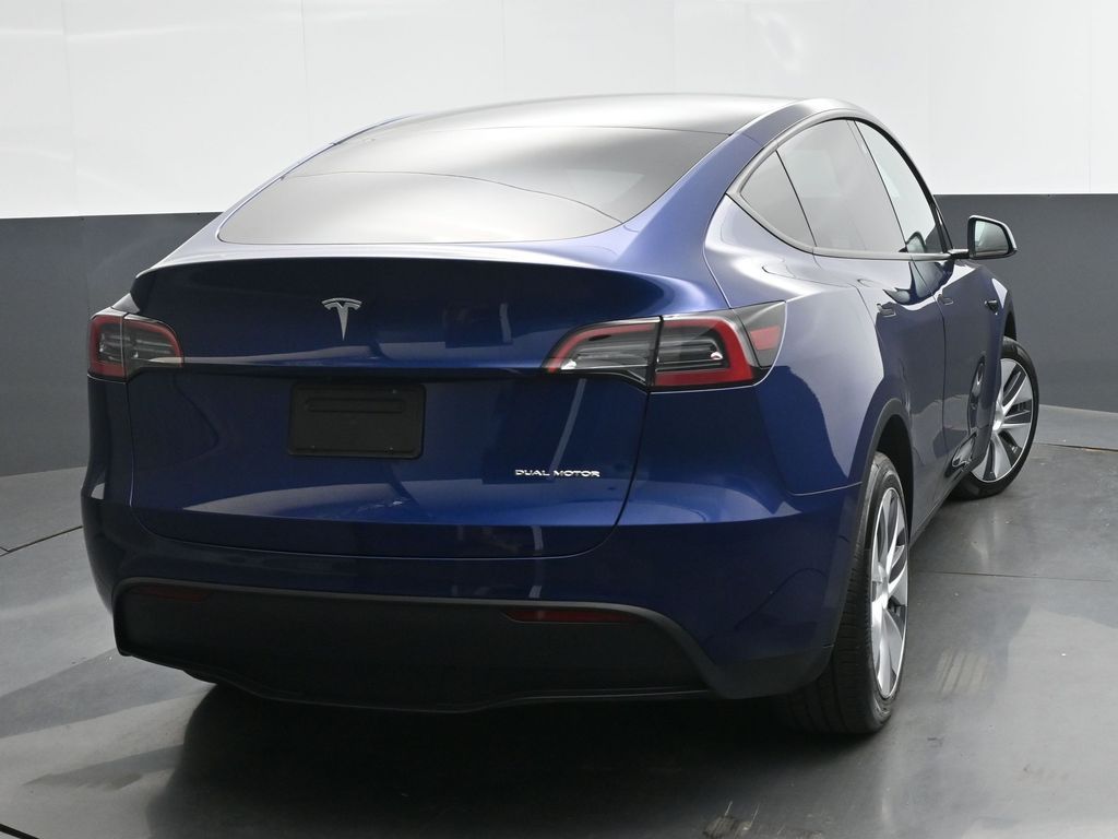 2023 Tesla Model Y Long Range Dual Motor All-Wheel Drive
