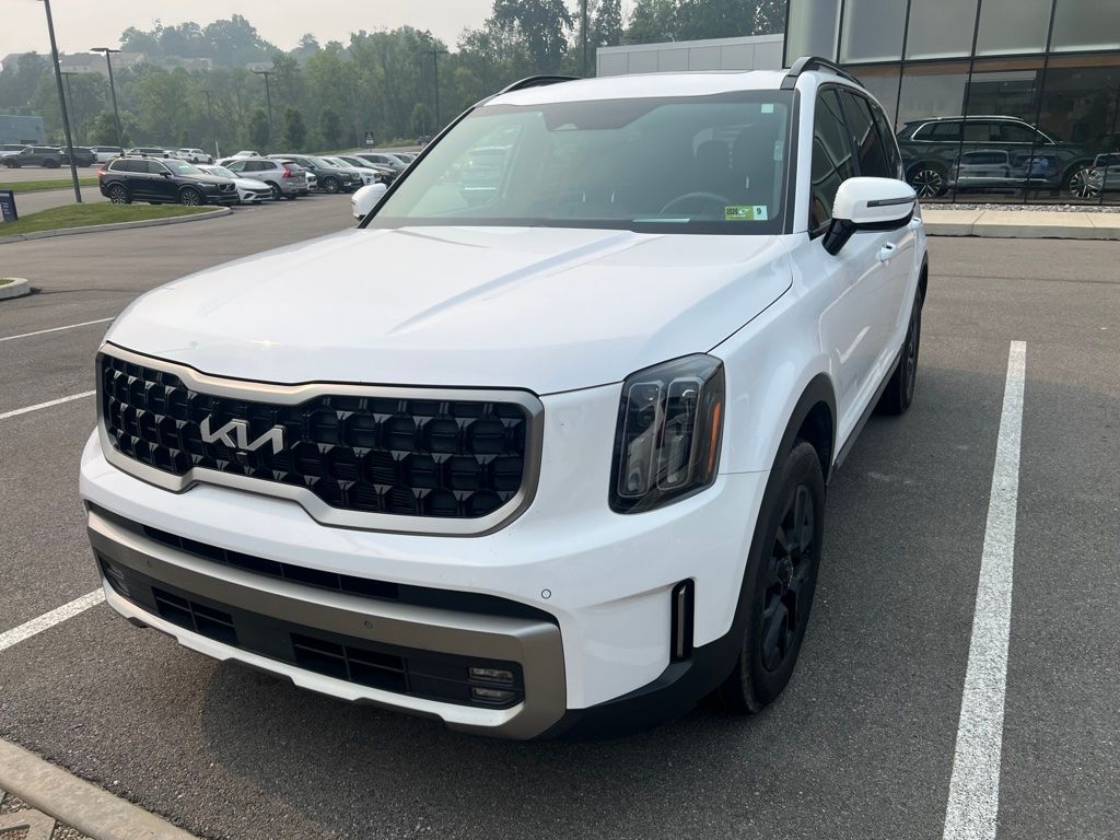 Used 2023 White Kia SX-Prestige X-Pro image 2