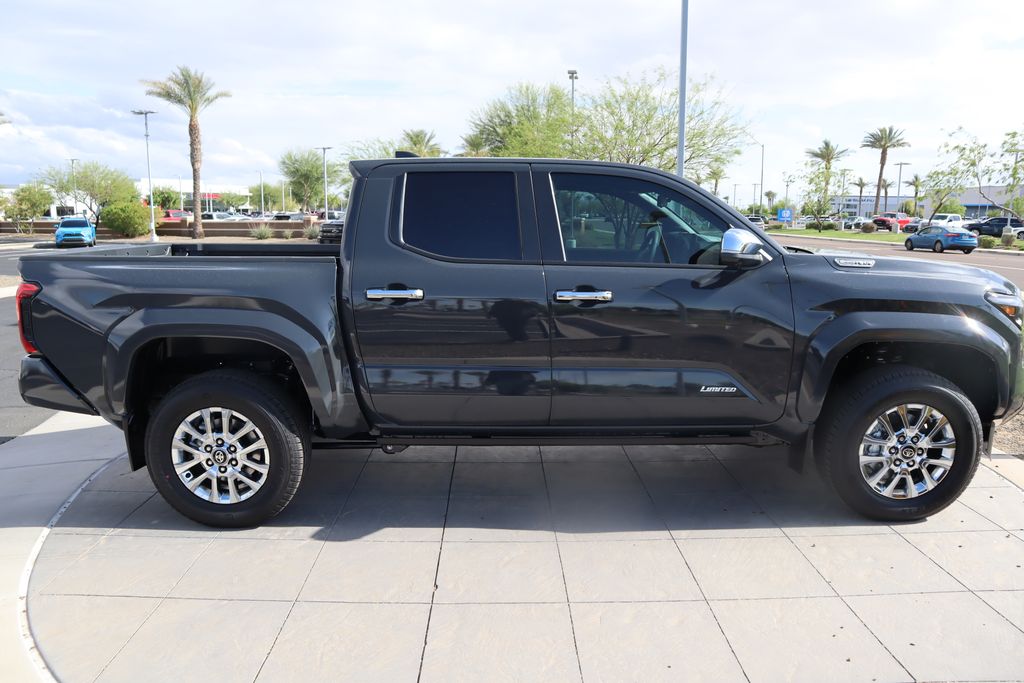Thumbnail: 2025 Toyota Tacoma - 4