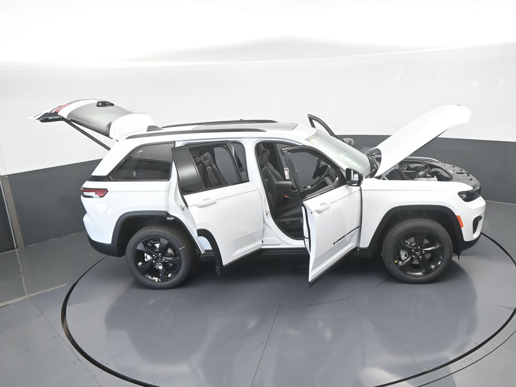 New 2025 Bright White Clearcoat Jeep Limited image 64