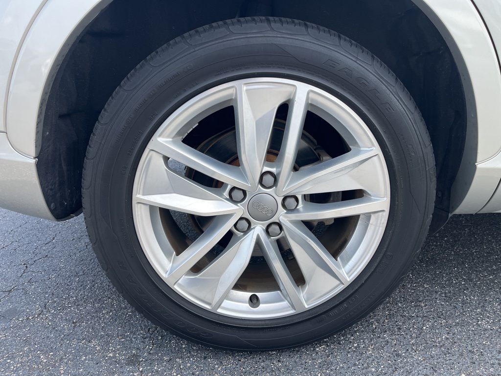 Thumbnail: 2017 Audi Q3 - 8