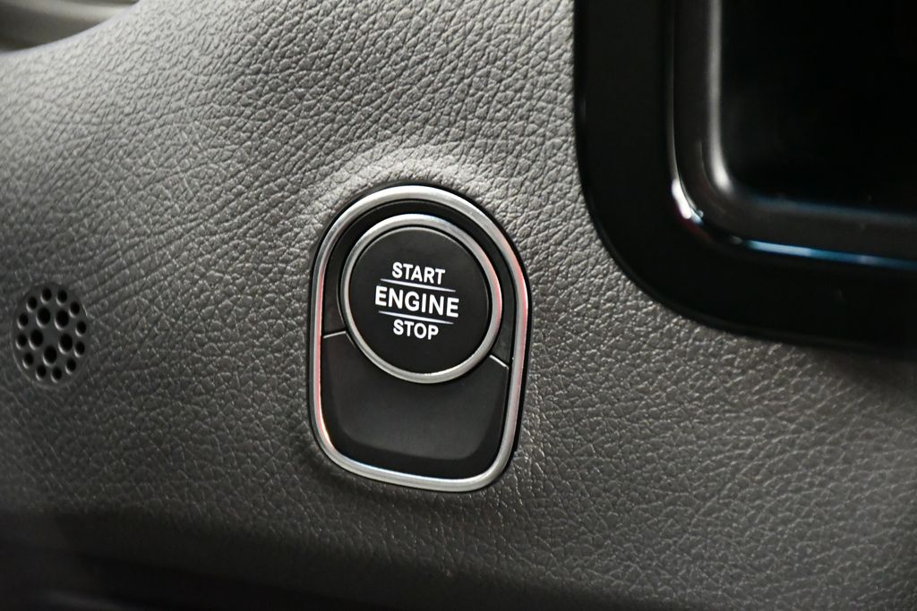 Thumbnail: 2026 Mercedes-Benz Sprinter - 17