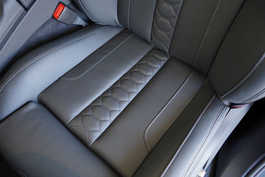 Thumbnail: 2026 BMW X5 - 12