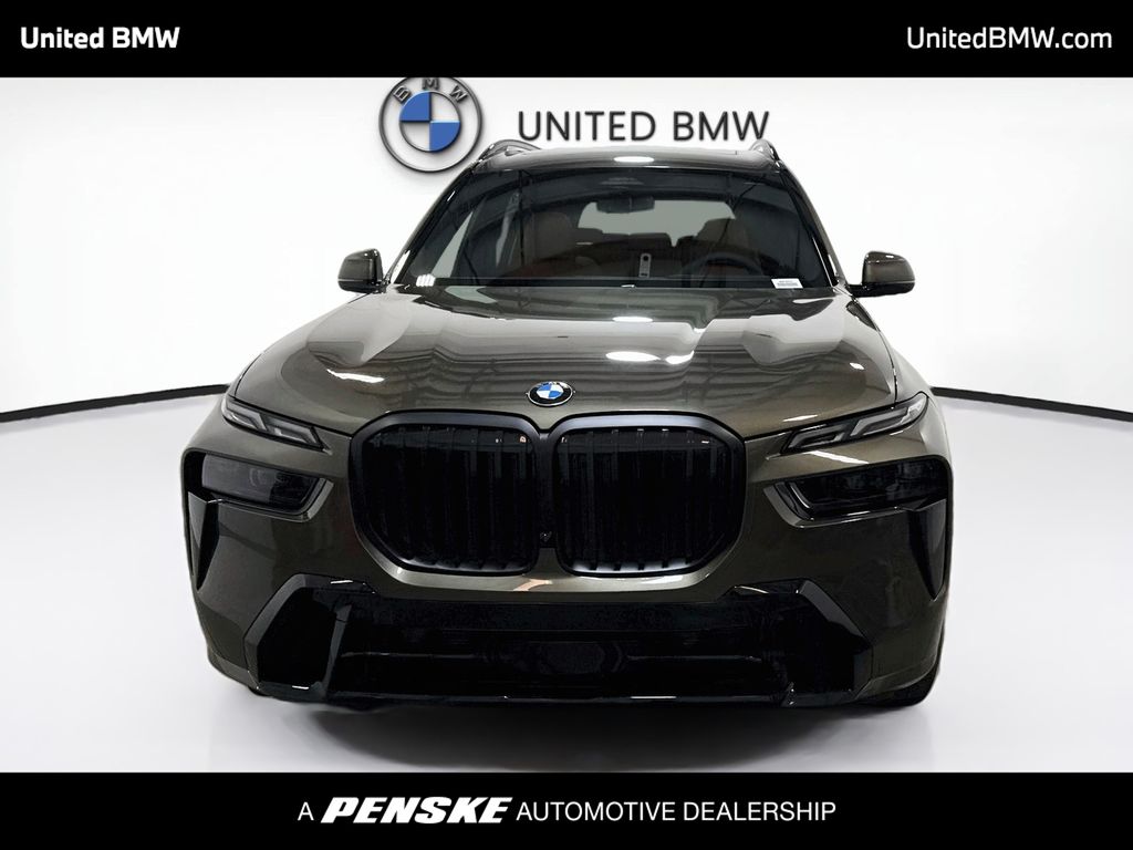 Thumbnail: 2027 BMW X7 - 2