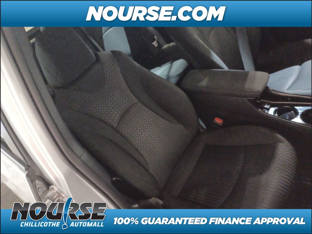 2018 Toyota Prius Four photo