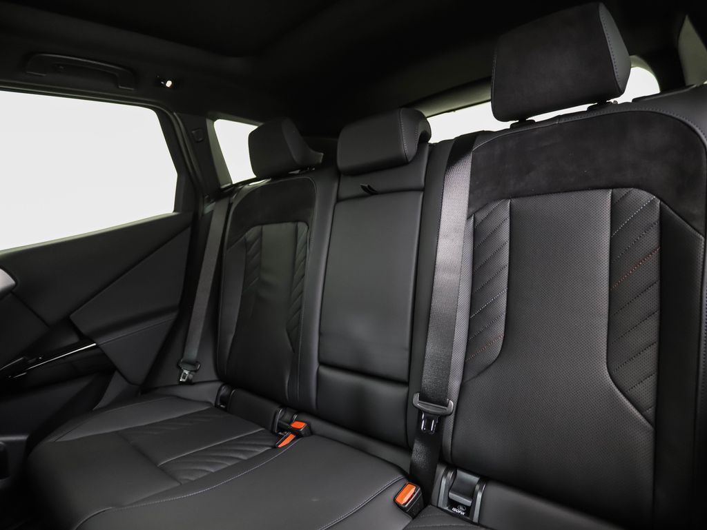 Thumbnail: 2026 BMW X3 - 23