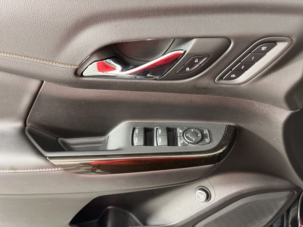 Thumbnail: 2022 GMC Acadia - 28