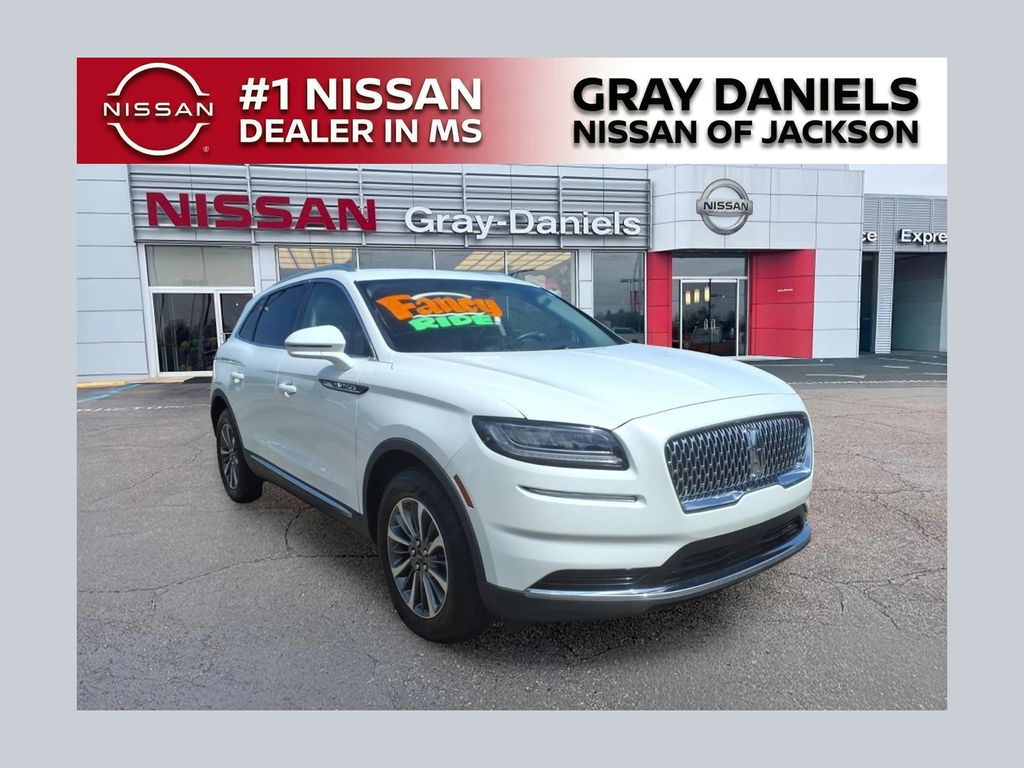 White Metallic 2023 Lincoln Nautilus SUV / Crossover Front-Wheel Drive 8-Speed Automatic