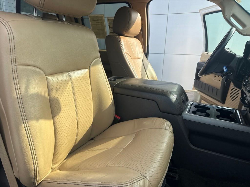 2016 Ford F-350 Super Duty LARIAT