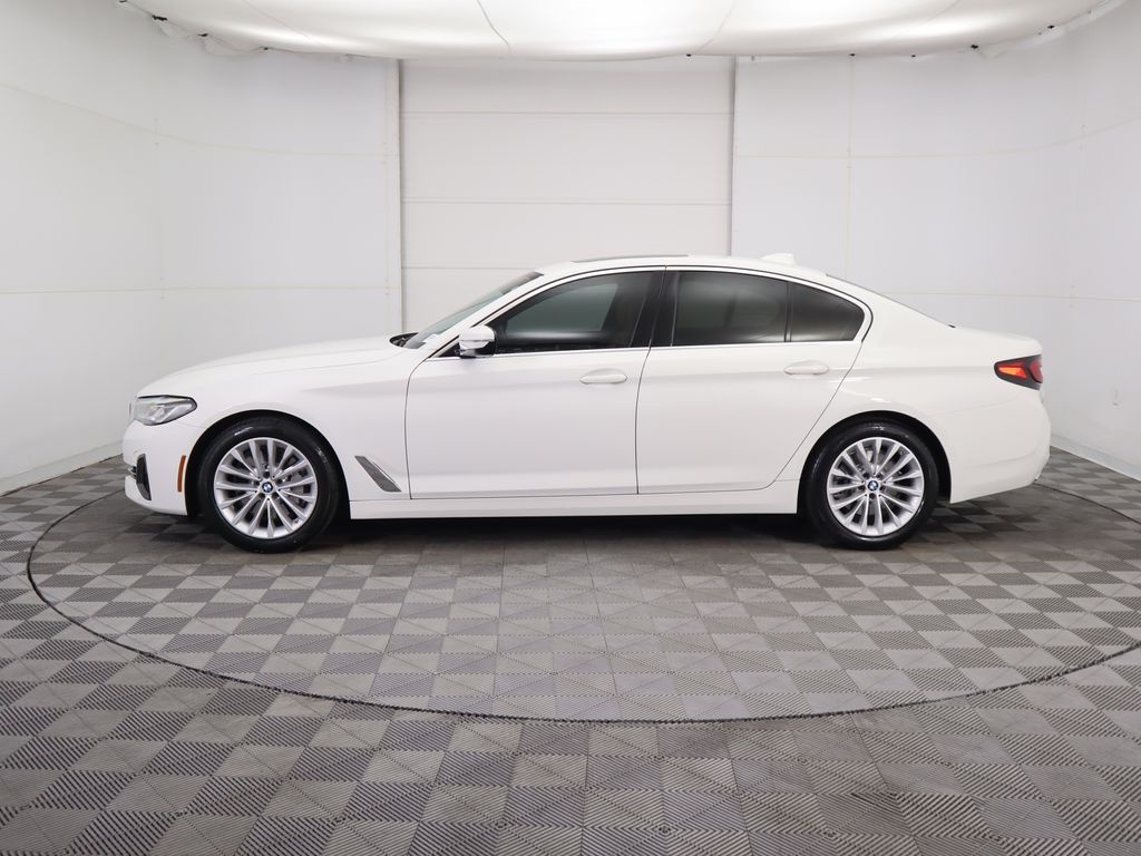 Thumbnail: 2022 BMW 5 Series - 8