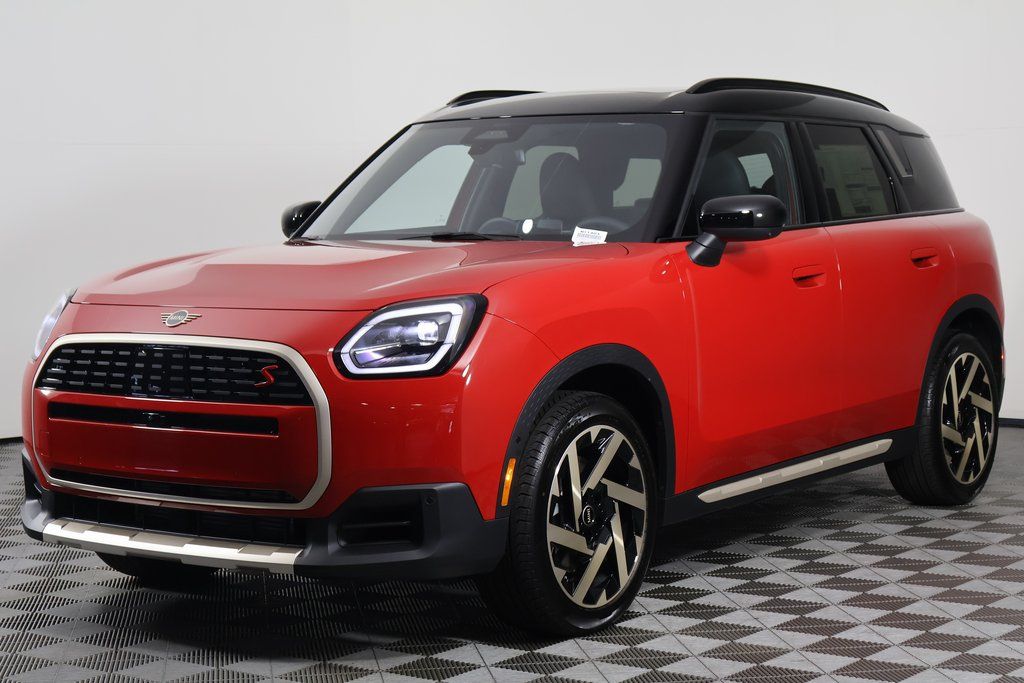 Thumbnail: 2027 MINI Cooper Countryman - 1