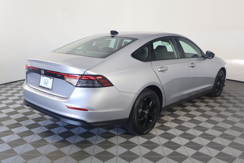 Thumbnail: 2025 Honda Accord - 2