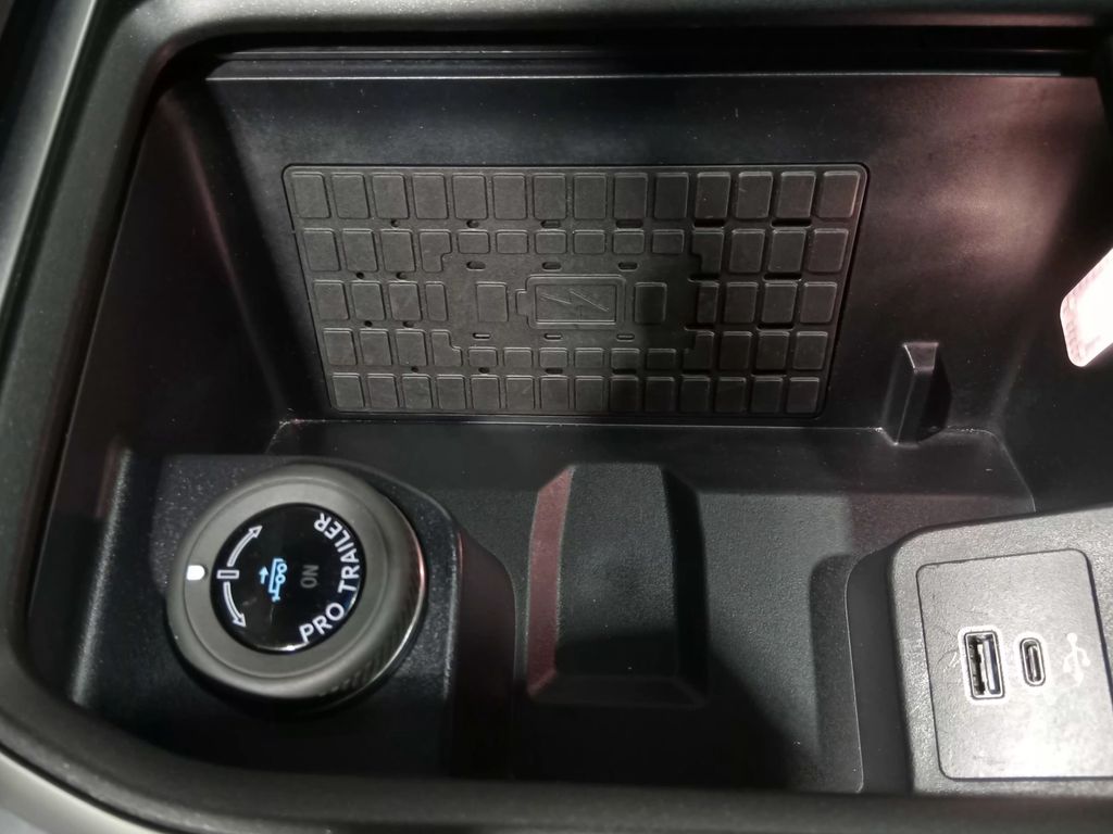 2025 Ford Expedition Active MAX