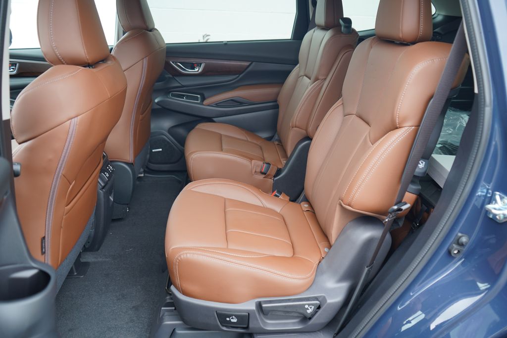 2025 Subaru Ascent Touring 7