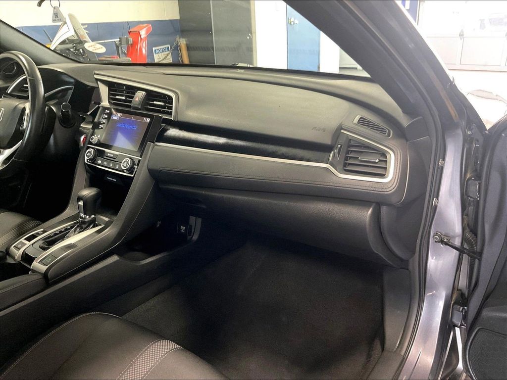 2019 Honda Civic — photo 13