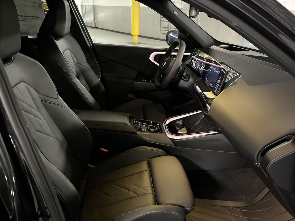 Thumbnail: 2025 BMW X3 - 25