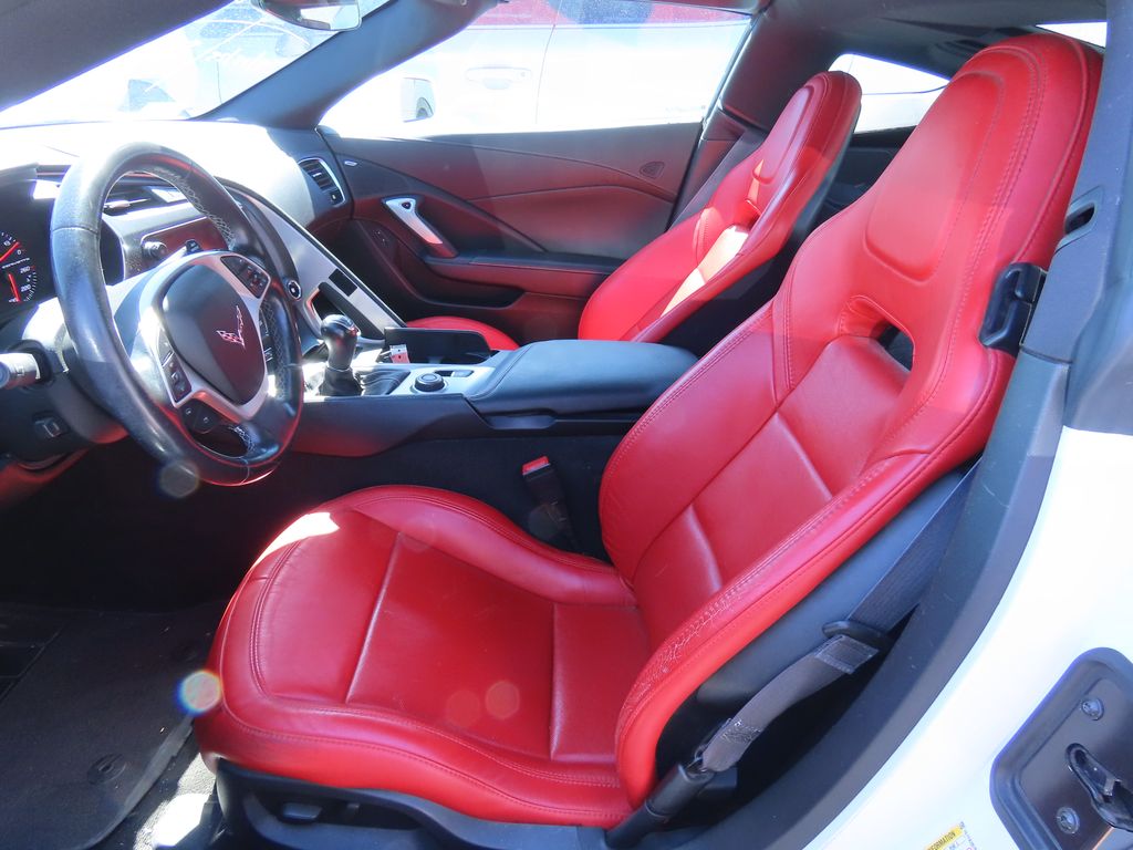 Thumbnail: 2014 Chevrolet Corvette - 10