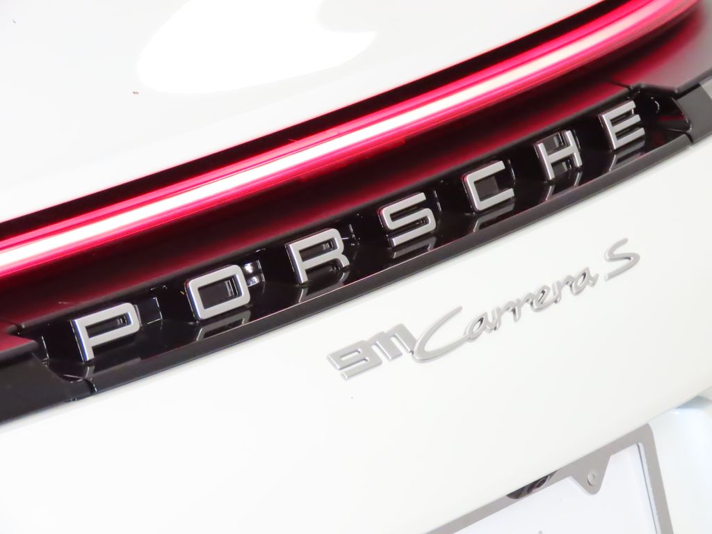 Thumbnail: 2025 Porsche 911 - 12