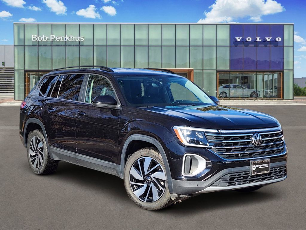 2025 Volkswagen Atlas SE 4Motion with Technology