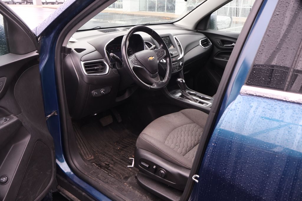 Thumbnail: 2019 Chevrolet Equinox - 12