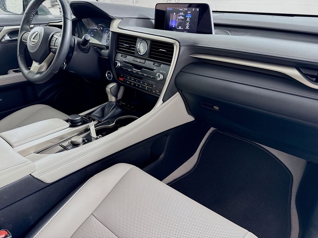 Thumbnail: 2019 Lexus RX - 30