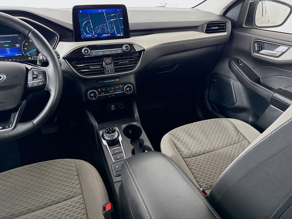 Thumbnail: 2021 Ford Escape - 22