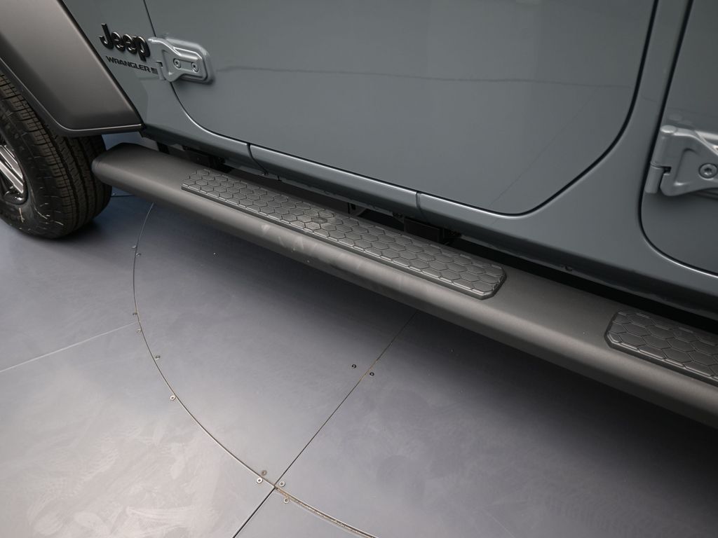 New 2026 Anvil Clear Coat Jeep Sport S image 28