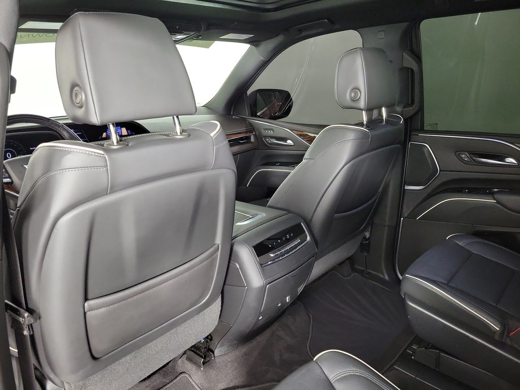 2022 Cadillac Escalade Premium Luxury - 10