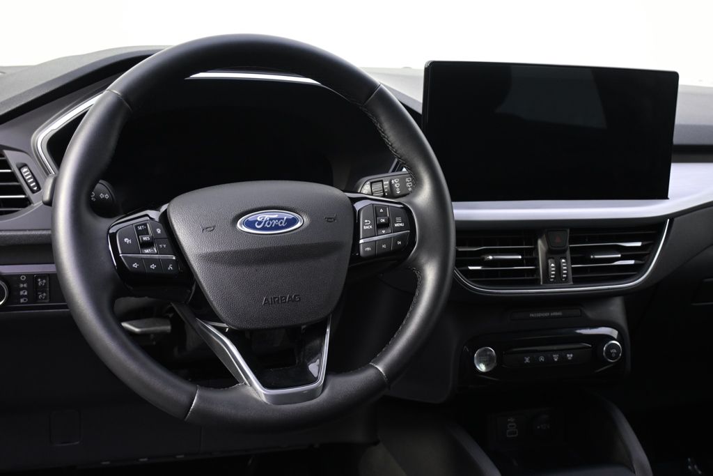 Used 2025  Ford Platinum image 12