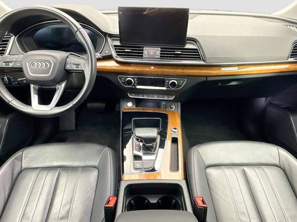 Thumbnail: 2022 Audi Q5 - 13