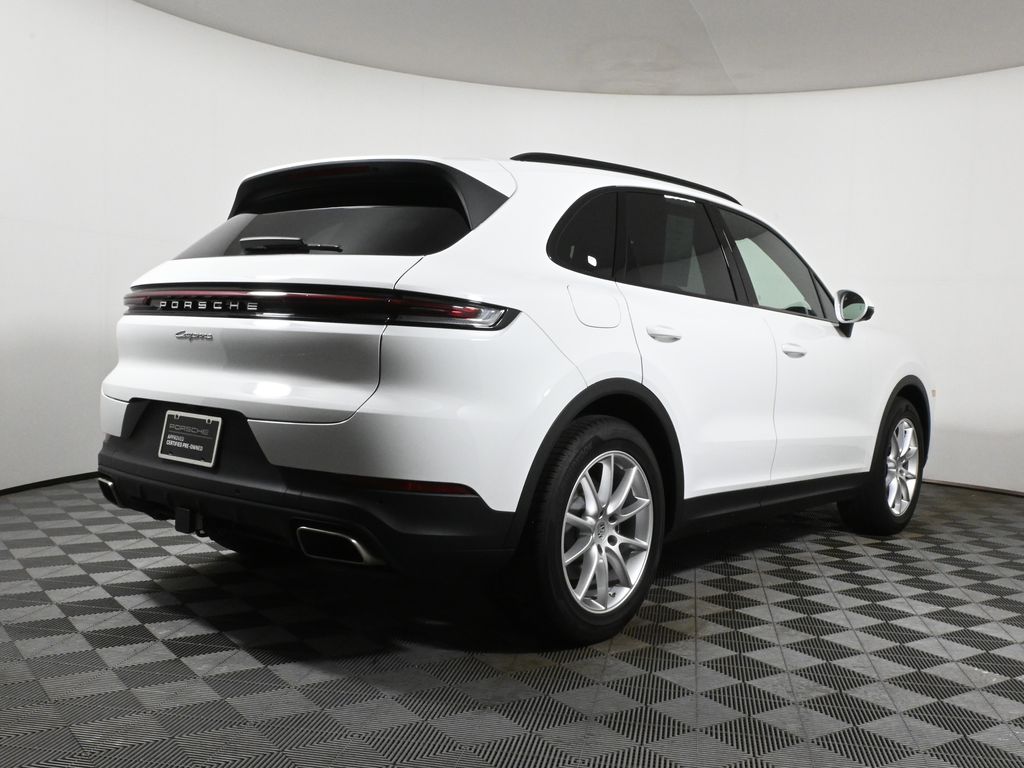 Thumbnail: 2024 Porsche Cayenne - 7