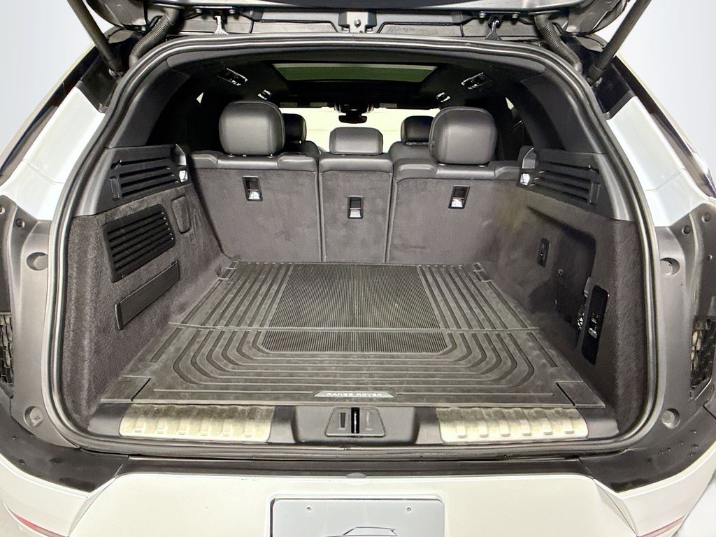 Thumbnail: 2023 Land Rover Range Rover Sport - 29