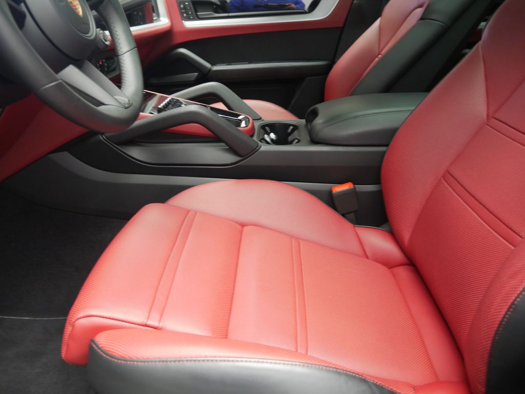 Thumbnail: 2026 Porsche  - 12