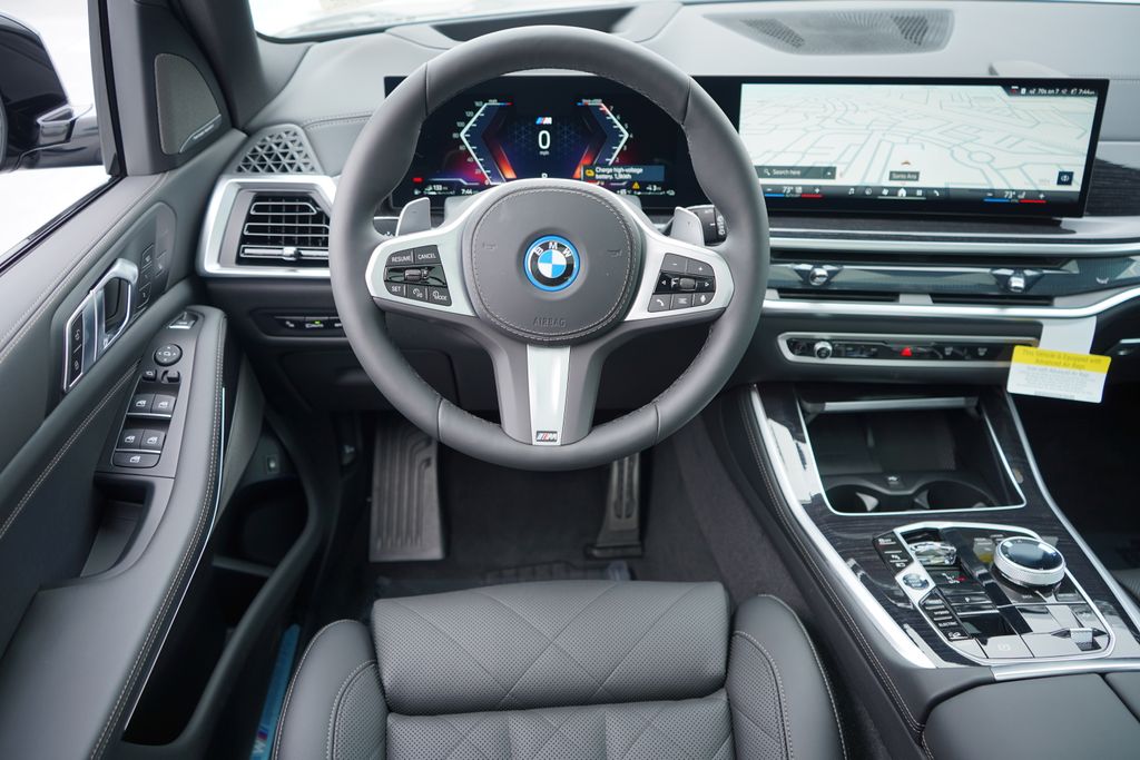 Thumbnail: 2026 BMW X5 - 16