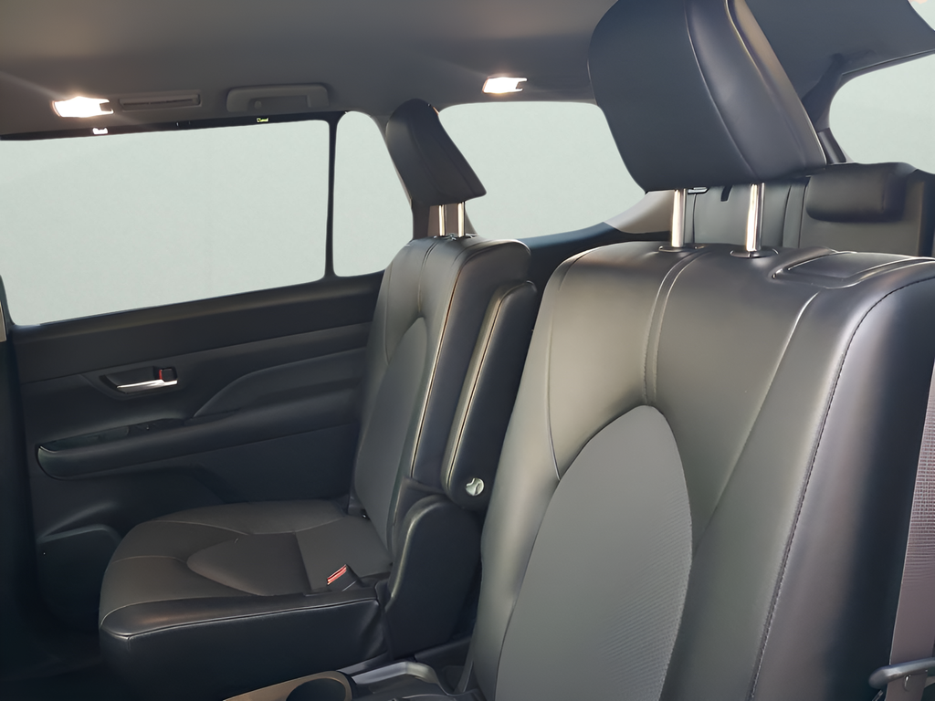 Used Car 2024 Toyota Grand Highlander  Xle For Sale Under $40,000 In Austin, Texas