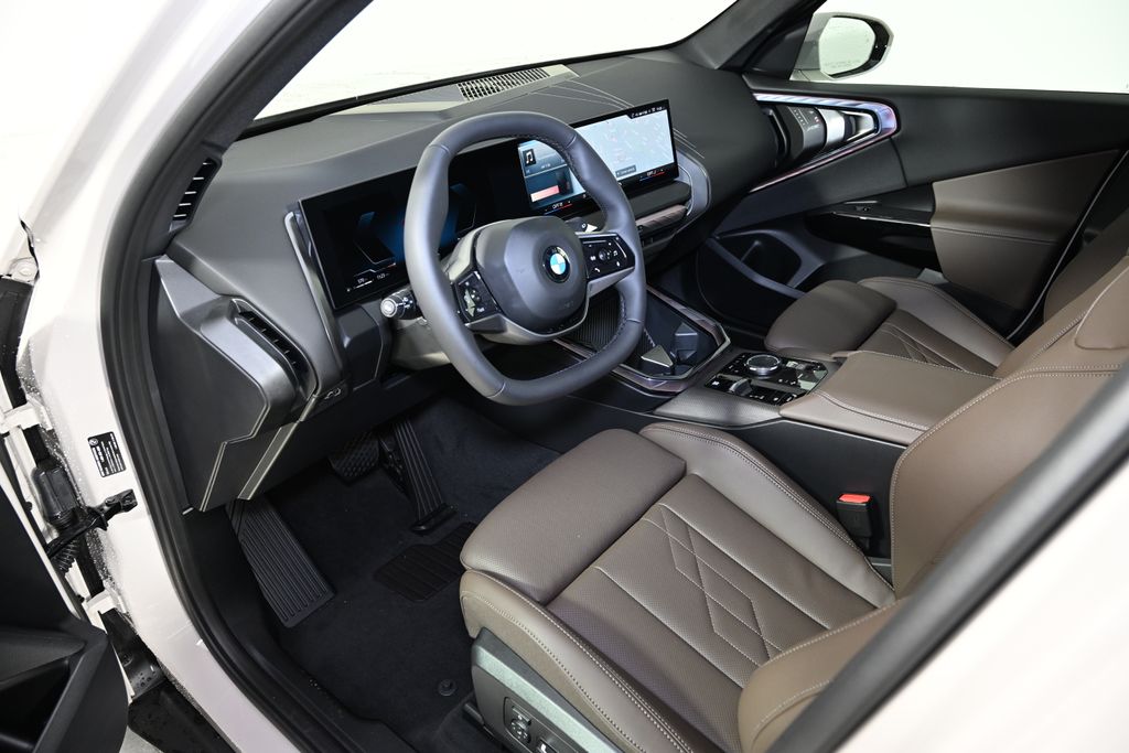 Thumbnail: 2026 BMW X3 - 15