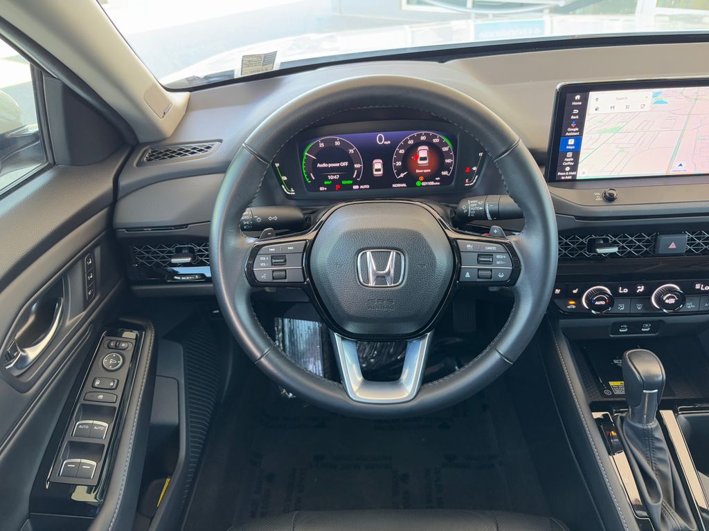 2024 Honda Accord Touring 10