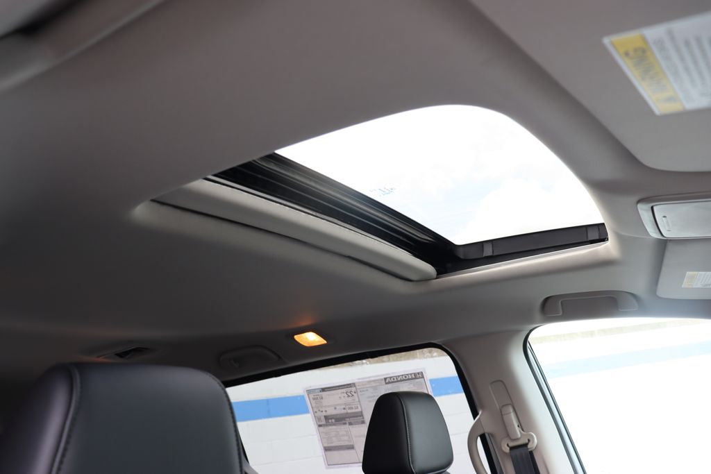 Thumbnail: 2026 Honda Odyssey - 26