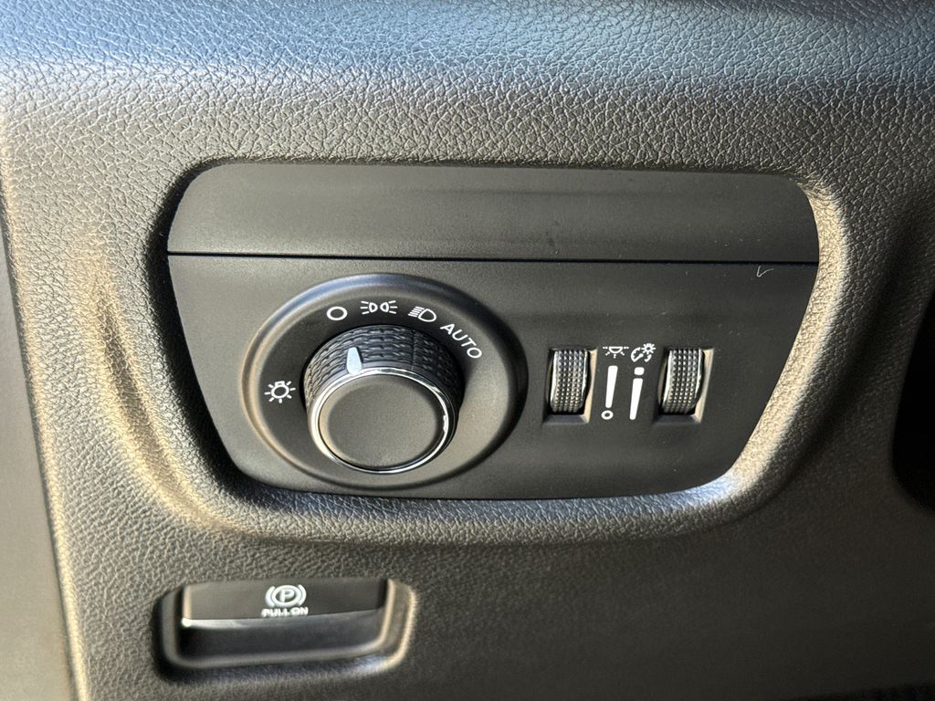 Used 2024 Jeep Grand Cherokee SUV