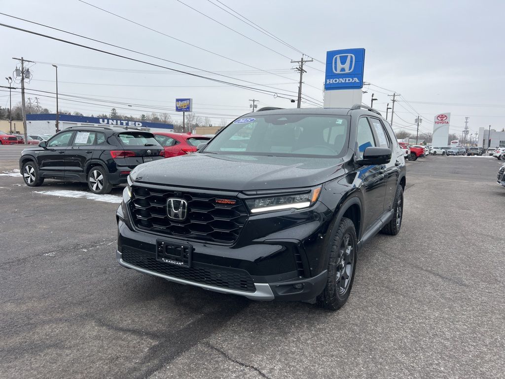 2025 Honda Pilot TrailSport AWD