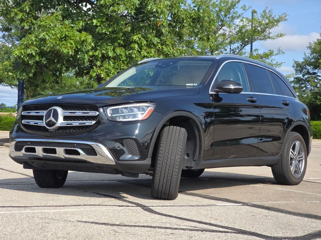 Certified Used 2022 Black Mercedes-Benz GLC 300 image 13