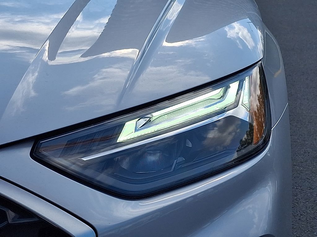 Thumbnail: 2023 Audi Q5 - 9