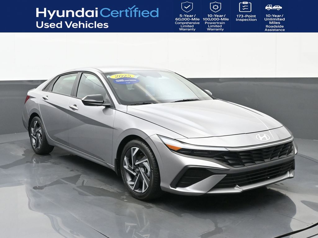 Fluid Metal 2025 Hyundai Elantra Sedan Front-Wheel Drive Continuously Variable Transmission